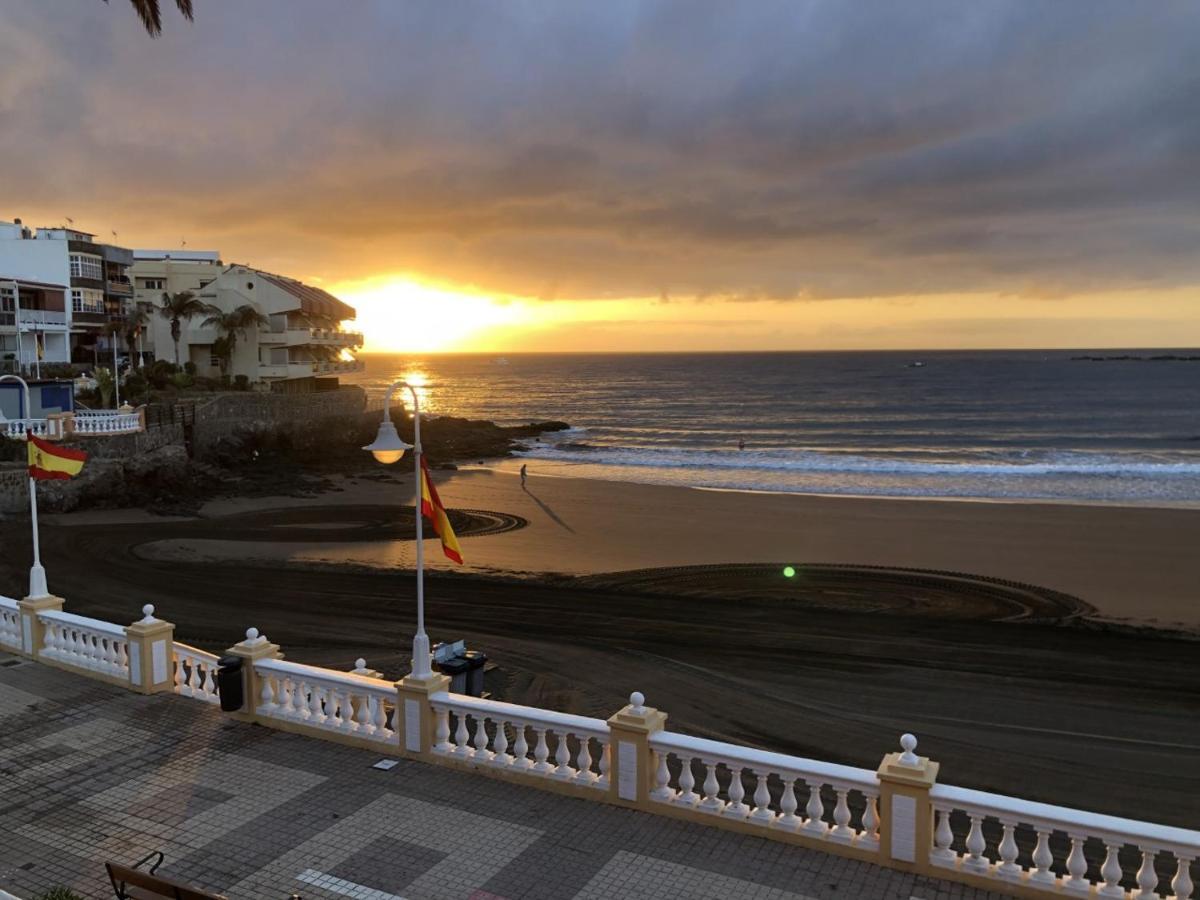 Espectacular En Primera Linea De La Playa Telde Extérieur photo