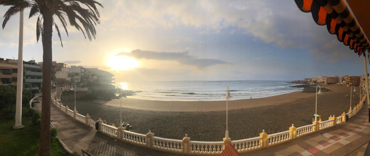 Espectacular En Primera Linea De La Playa Telde Extérieur photo